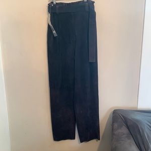Women’s Cedars Suede pants with belt. Nwt.